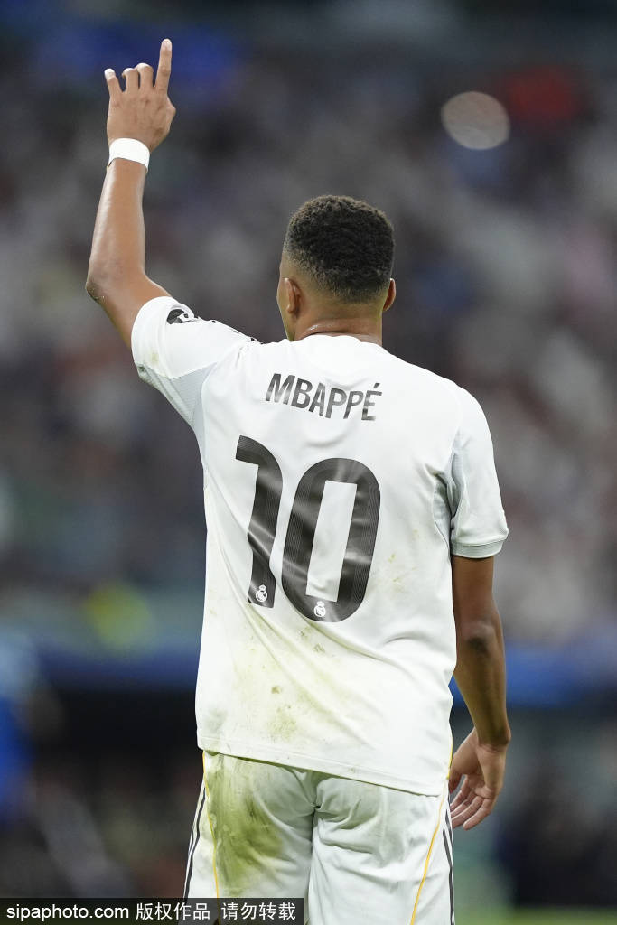 居勒尔被喷分不清大小王：皇马对马赛的失利背后